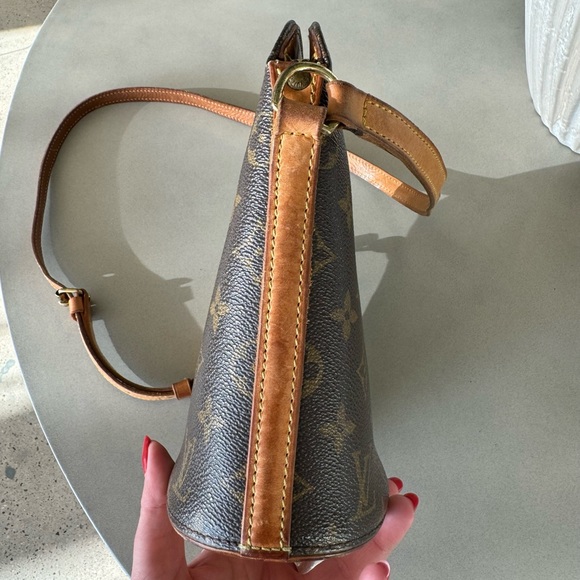 Authentic preloved Louis Vuitton Drouot Crossbody bag - Picture 3 of 9